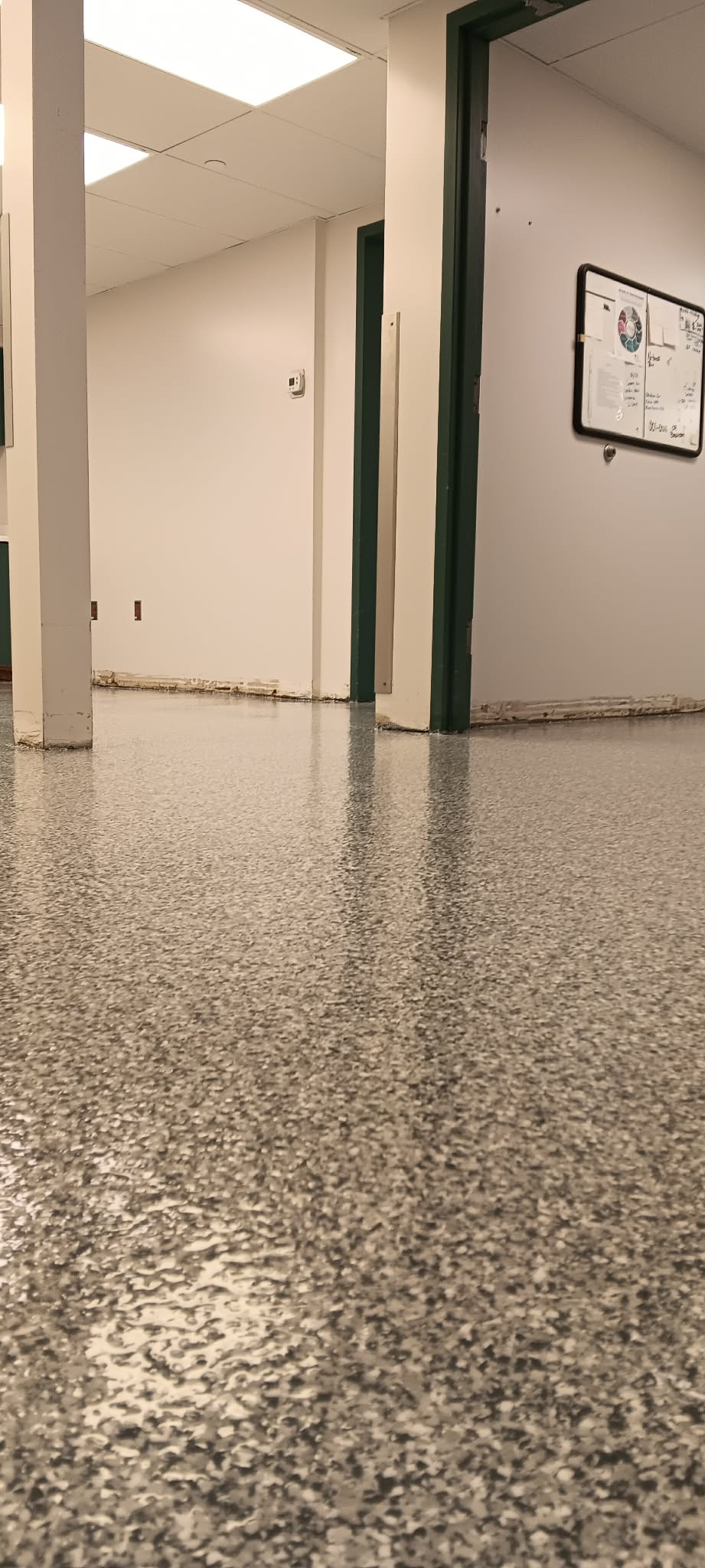Commercial floor coating Osage Beach MO β Shipp-Mates Epoxy of the Ozarks